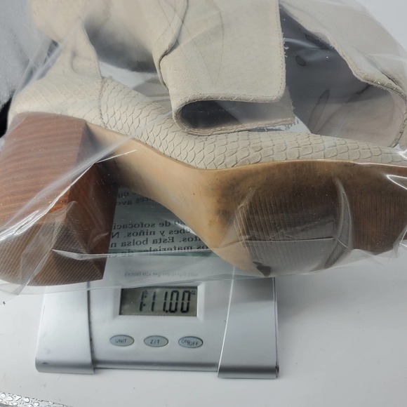 Steve Madden Narrate Beige Split Ankle Heeled Boots Booties Faux Snake Skin 9 M - Picture 11 of 11